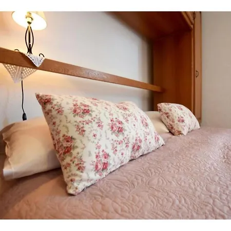 Apartment Adriana - One Bedroom A2 Starigrad Paklenica